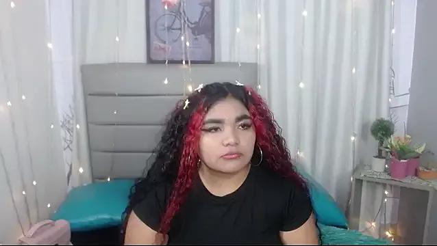 Cheyeinne_Brown from StripChat is Freechat