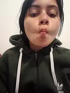 CHLOE_ISABELL from StripChat is Freechat