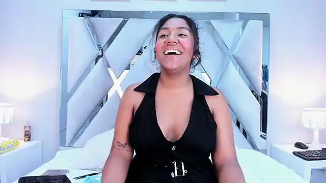 Chloe_Jewel_ from StripChat is Freechat