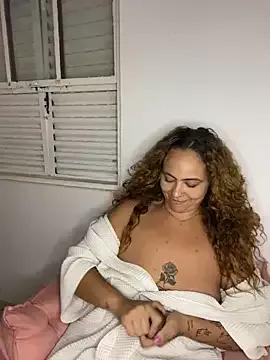 Chloe_Leaozinho from StripChat is Freechat