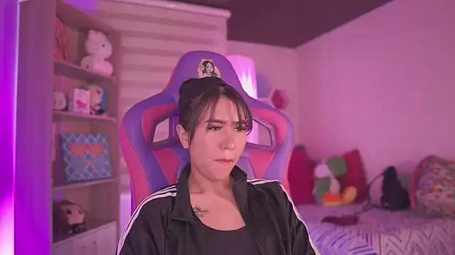 chloe_moons_ from StripChat is Freechat