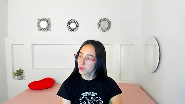 Check out our webcam shows gallery and message on a personal level with our sweet squirt cams hosts, showing off their natural physiques and sex toys.