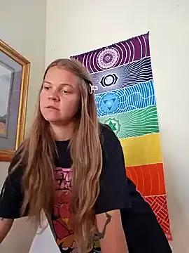 chloemoonandstarss from StripChat is Freechat