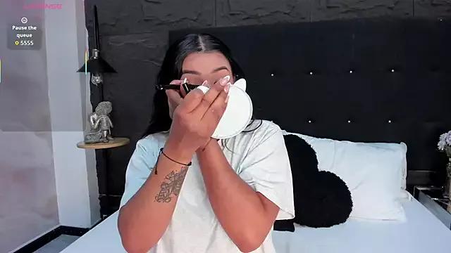 Check out our webcam shows gallery and message on a personal level with our sweet squirt cams hosts, showing off their natural physiques and sex toys.