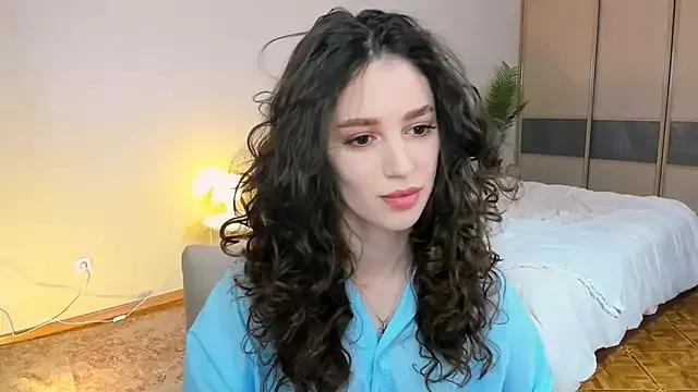 ChristinaConteeree from StripChat is Freechat