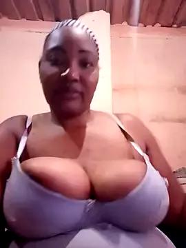 chubbydoll122 from StripChat is Freechat