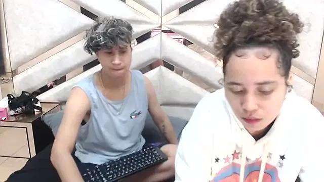 Cielo_and_Milan from StripChat is Freechat
