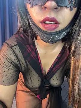 Photos of Cinderella-98 from StripChat is Freechat