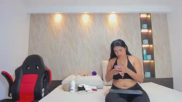 claire_ricci from StripChat is Freechat
