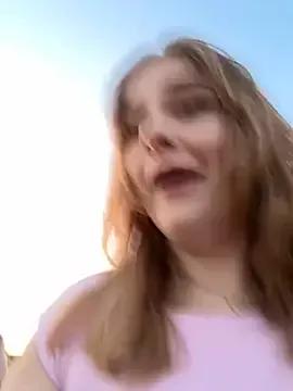 clairewntr from StripChat is Freechat