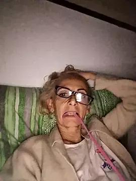 clarabell4 from StripChat is Freechat