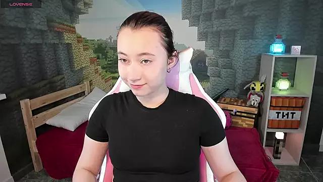 Check out our webcam shows gallery and message on a personal level with our sweet squirt cams hosts, showing off their natural physiques and sex toys.