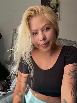 Check out our webcam shows gallery and message on a personal level with our sweet squirt cams hosts, showing off their natural physiques and sex toys.