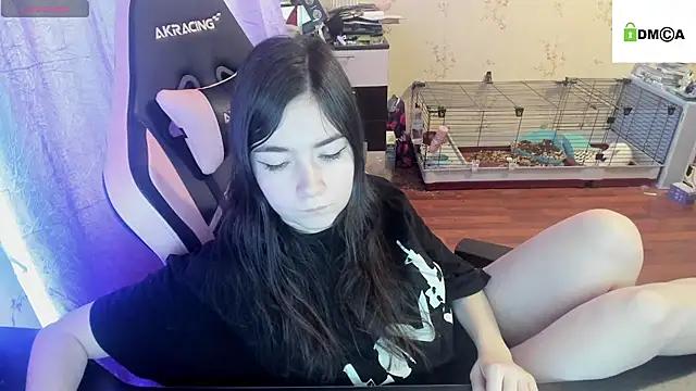 Check out our webcam shows gallery and message on a personal level with our sweet squirt cams hosts, showing off their natural physiques and sex toys.