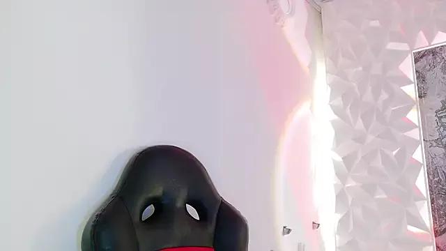 Criiis_laurens from StripChat is Freechat