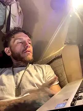 cruz815 from StripChat is Freechat