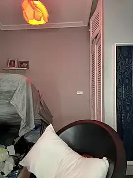 Crystal_________ from StripChat is Freechat