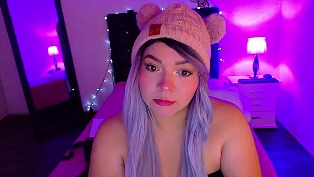Check out our webcam shows gallery and message on a personal level with our sweet squirt cams hosts, showing off their natural physiques and sex toys.