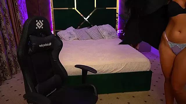 Check out our webcam shows gallery and message on a personal level with our sweet squirt cams hosts, showing off their natural physiques and sex toys.