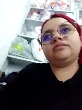 CURVY-HORNY from StripChat is Freechat
