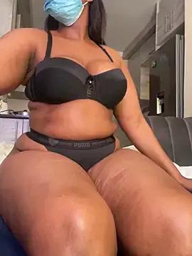 Curvy_SquirtMachine from StripChat is Freechat