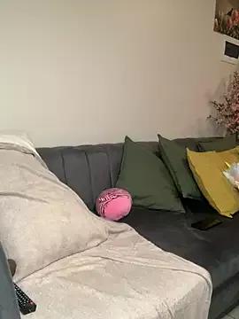 CurvyDesire1 from StripChat is Freechat