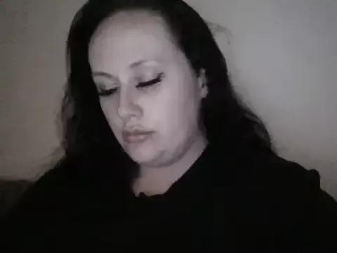 CurvyQueen2023 from StripChat is Freechat