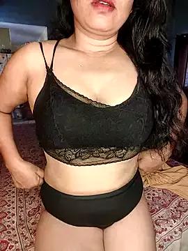 CUTE-PX from StripChat is Freechat