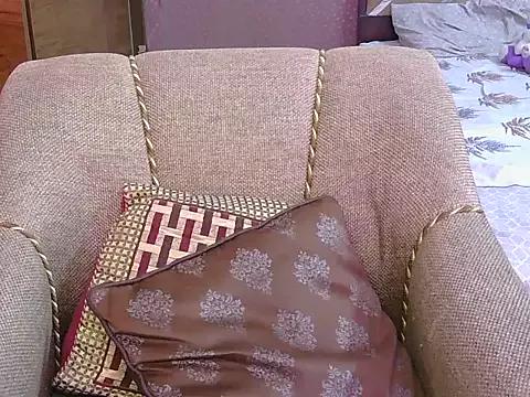 cute_zaraa from StripChat is Freechat