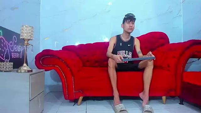 cutemax_boys from StripChat is Freechat