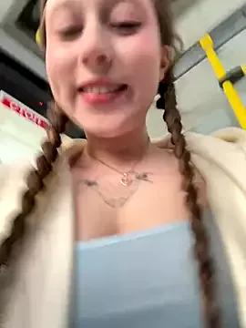 Photos of cuteperseon from StripChat is Freechat