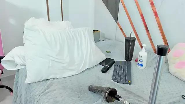 Check out our webcam shows gallery and message on a personal level with our sweet squirt cams hosts, showing off their natural physiques and sex toys.