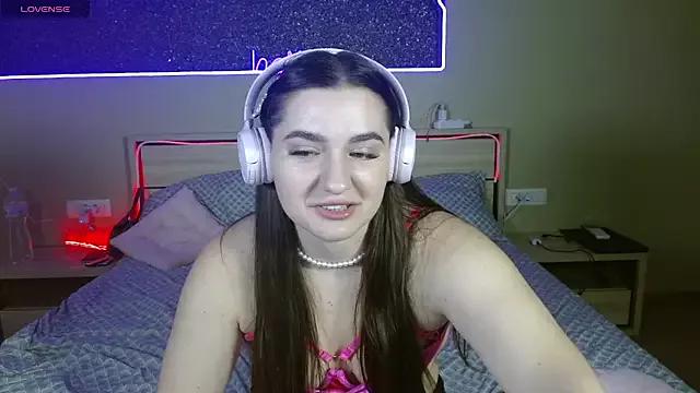 cutieblush from StripChat is Freechat