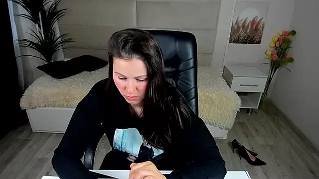 Check out our webcam shows gallery and message on a personal level with our sweet squirt cams hosts, showing off their natural physiques and sex toys.