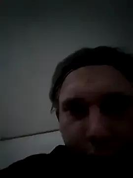 Dani1998daniel from StripChat is Freechat