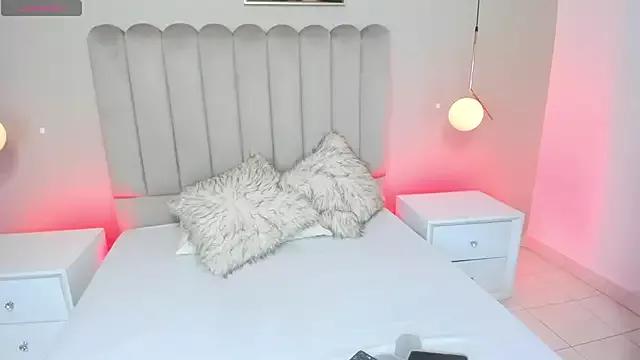 Check out our webcam shows gallery and message on a personal level with our sweet squirt cams hosts, showing off their natural physiques and sex toys.