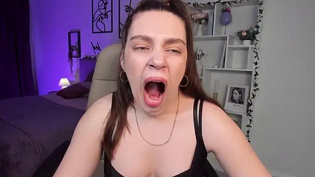 Check out our webcam shows gallery and message on a personal level with our sweet squirt cams hosts, showing off their natural physiques and sex toys.