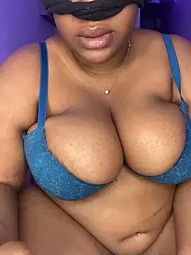DaniJohnson from StripChat is Freechat