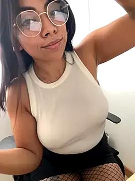 DaniLayton from StripChat is Freechat