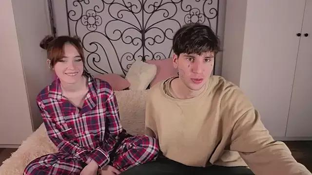 Danny_loves_Mary from StripChat is Freechat