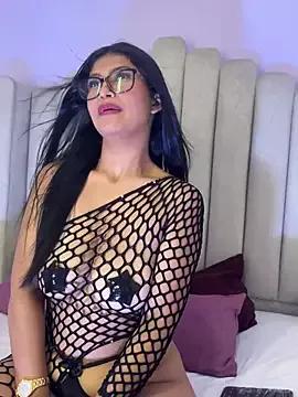 Check out our webcam shows gallery and message on a personal level with our sweet squirt cams hosts, showing off their natural physiques and sex toys.