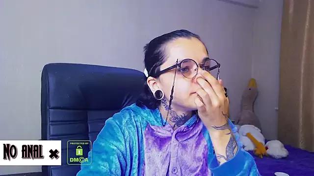 Check out our webcam shows gallery and message on a personal level with our sweet squirt cams hosts, showing off their natural physiques and sex toys.