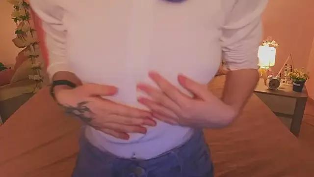 Check out our webcam shows gallery and message on a personal level with our sweet squirt cams hosts, showing off their natural physiques and sex toys.