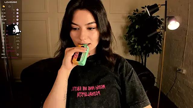 Check out our webcam shows gallery and message on a personal level with our sweet squirt cams hosts, showing off their natural physiques and sex toys.