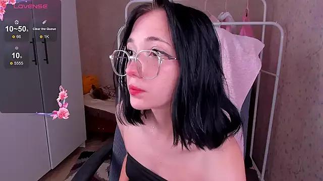 Dark_Willlow from StripChat is Freechat