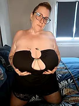 Photos of darkmoonsubmissive from StripChat is Freechat