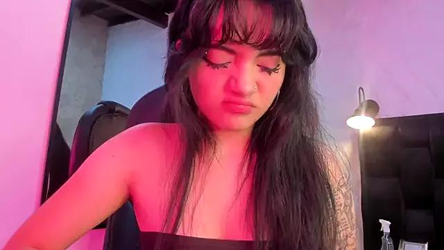 Darky_Doll from StripChat is Freechat