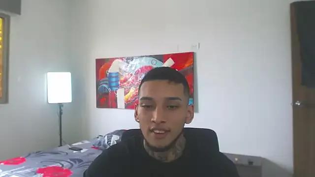David_Adams2003 from StripChat is Freechat