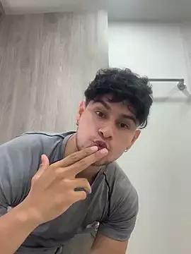DaviesBrown from StripChat is Freechat