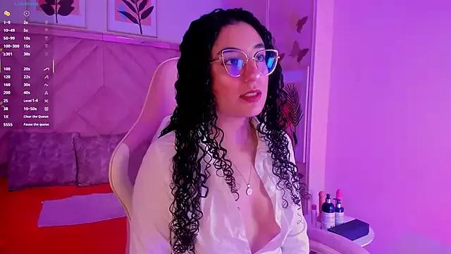 DemiJones_ from StripChat is Freechat